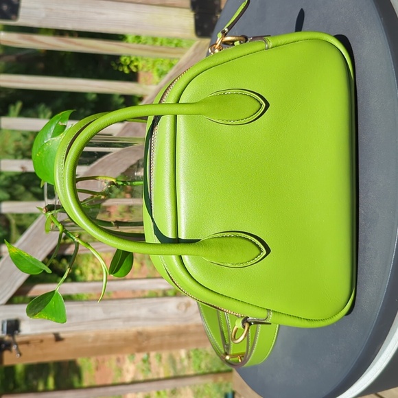 Coach Borough Satchel Dark Lime Green HTF! - Picture 2 of 11